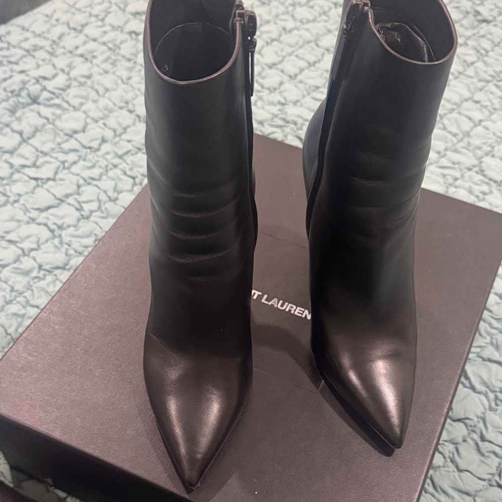 Saint Laurent Dark Leather Pointed Boots - Picture 6 of 16